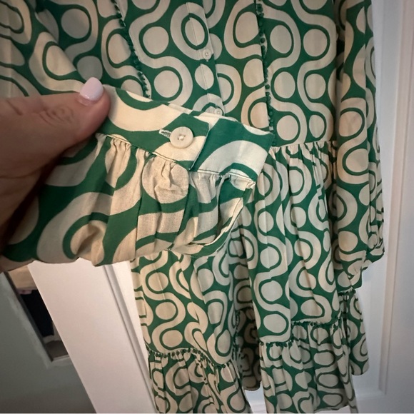 Zara Dresses & Skirts - Zara Green and Cream Mini Dress